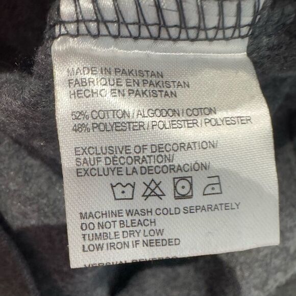 Kids “Can’t Pinch This” green and gray shamrock hoodie size small NWT - Picture 5 of 5